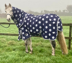 100g Navy and Grey Spotty Turnout Rug