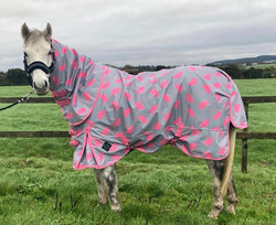 100g Pink Umbrellas Turnout Rug